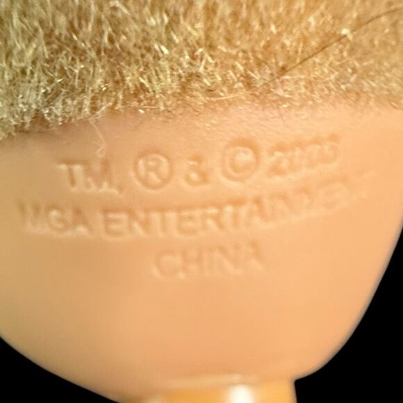 Bratz Boyz Play Sportz Fumblin Football Cameron MGA 2003 INCOMPLETE - Picture 9 of 11